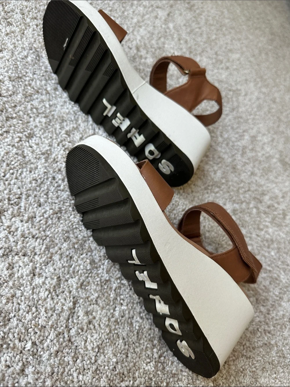Sorel Tan Leather Platform Wedge Sandals size 9 originally $130
